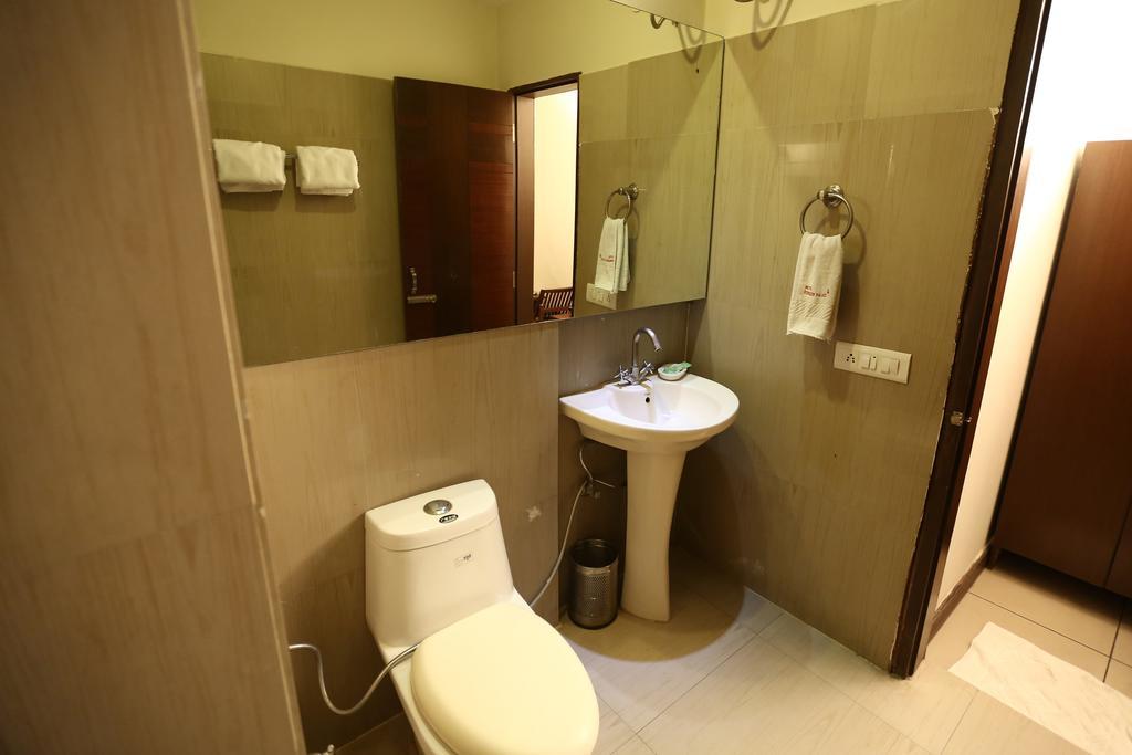 Click Hotel Kohinoor, Λουντιάνα Εξωτερικό φωτογραφία