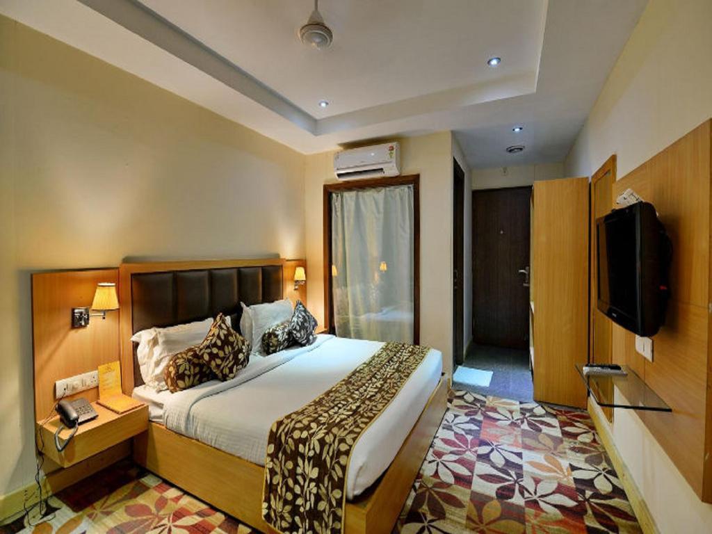 Click Hotel Kohinoor, Λουντιάνα Εξωτερικό φωτογραφία