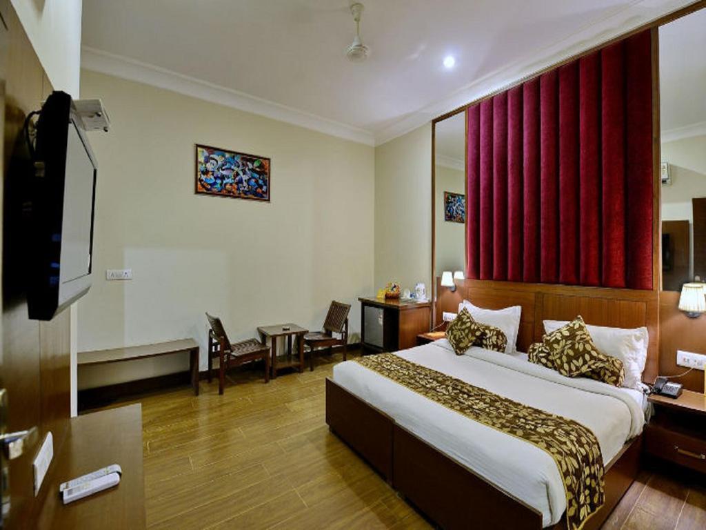 Click Hotel Kohinoor, Λουντιάνα Εξωτερικό φωτογραφία