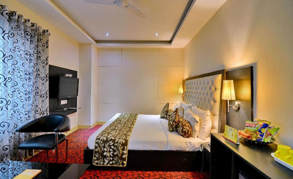 Click Hotel Kohinoor, Λουντιάνα Εξωτερικό φωτογραφία