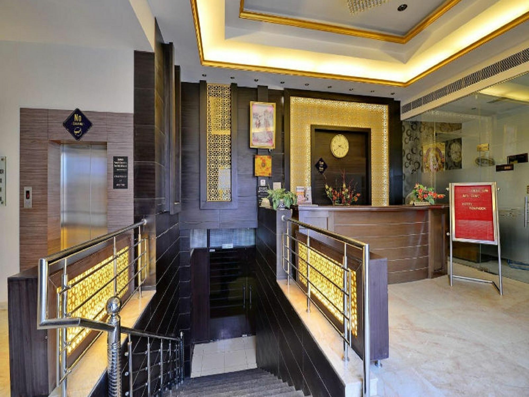 Click Hotel Kohinoor, Λουντιάνα Εξωτερικό φωτογραφία